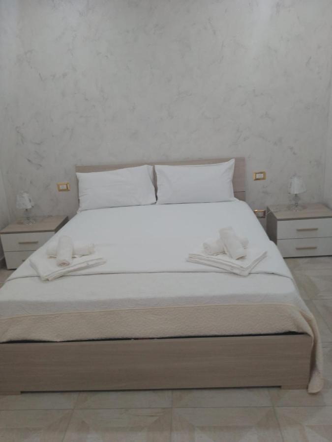 Casa vacanza Kristal Aeroporto di Catania Fontana Rossa Esterno foto