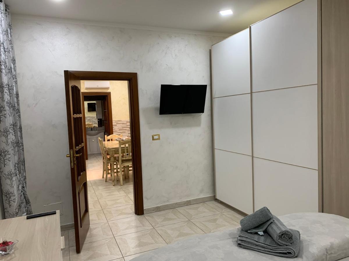 Casa vacanza Kristal Aeroporto di Catania Fontana Rossa Esterno foto
